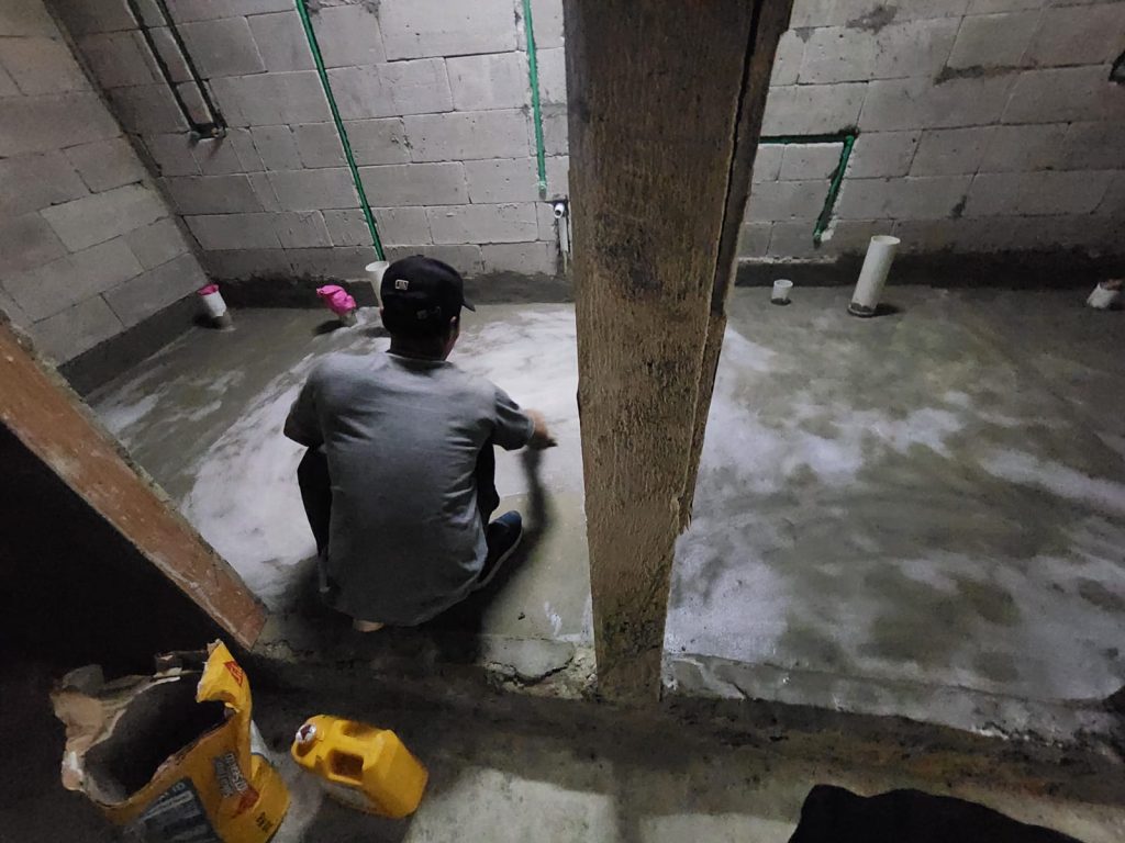 Tukang perbaikan dak beton bocor di Soekarno Hatta Bandung